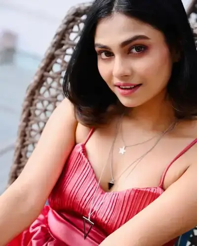 Call Girls Service in Jhalod